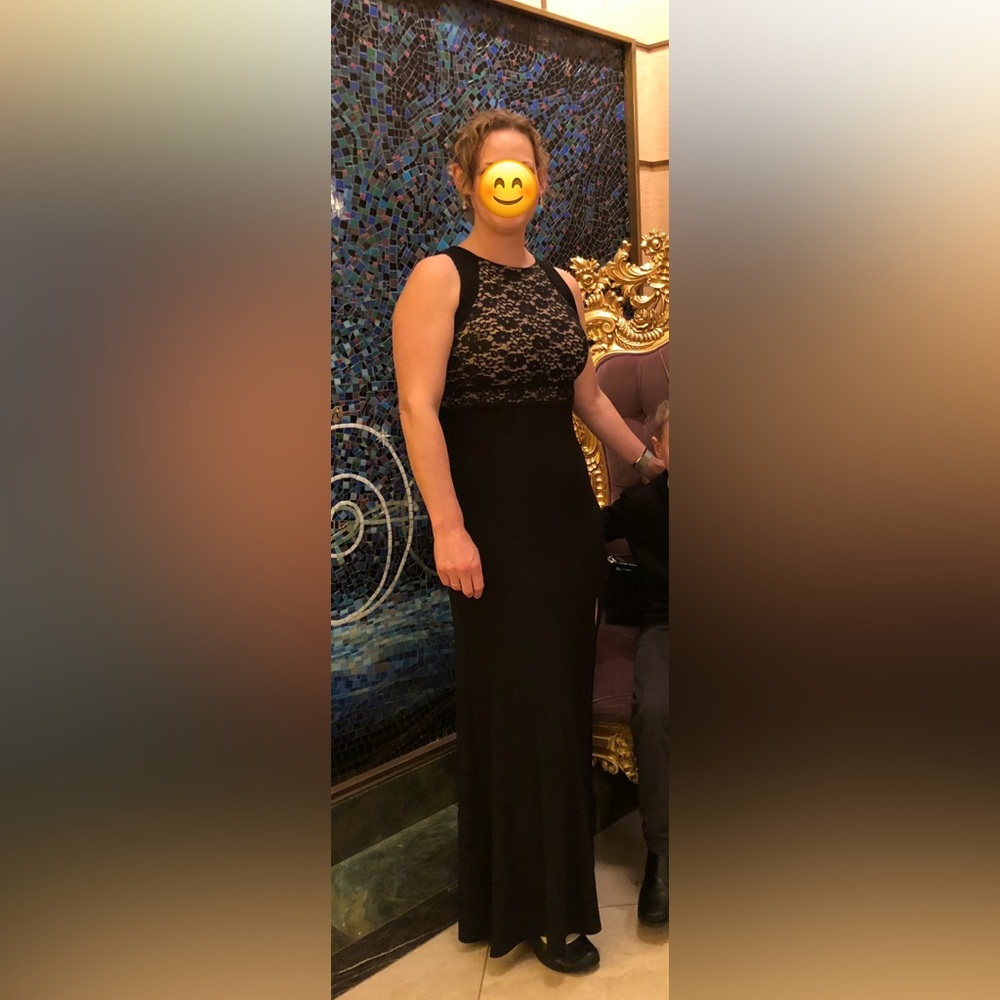 Flattering full length dress (great for party, cruise, formal, wedding guest)